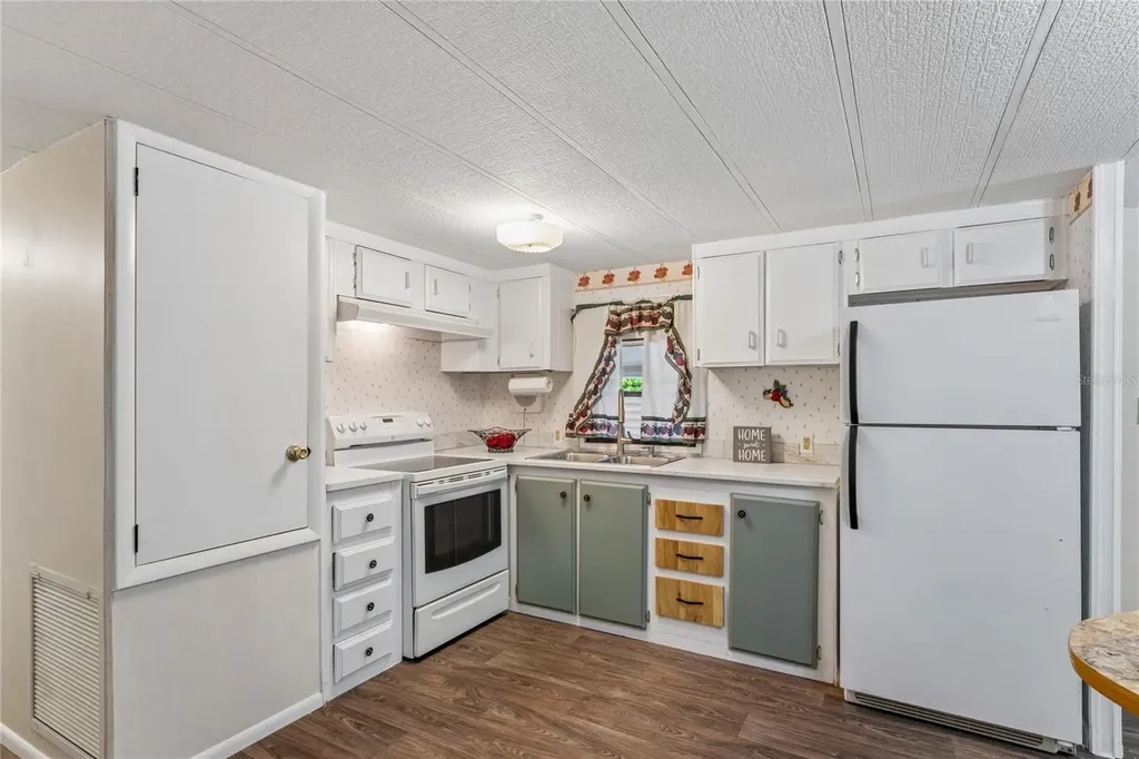 6601 Sutherland Avenue New Port Richey FL 34653