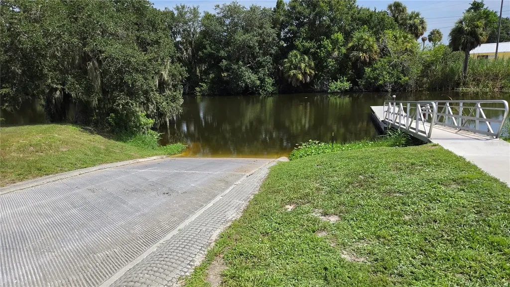1162 SE 40th Avenue Okeechobee FL 34974