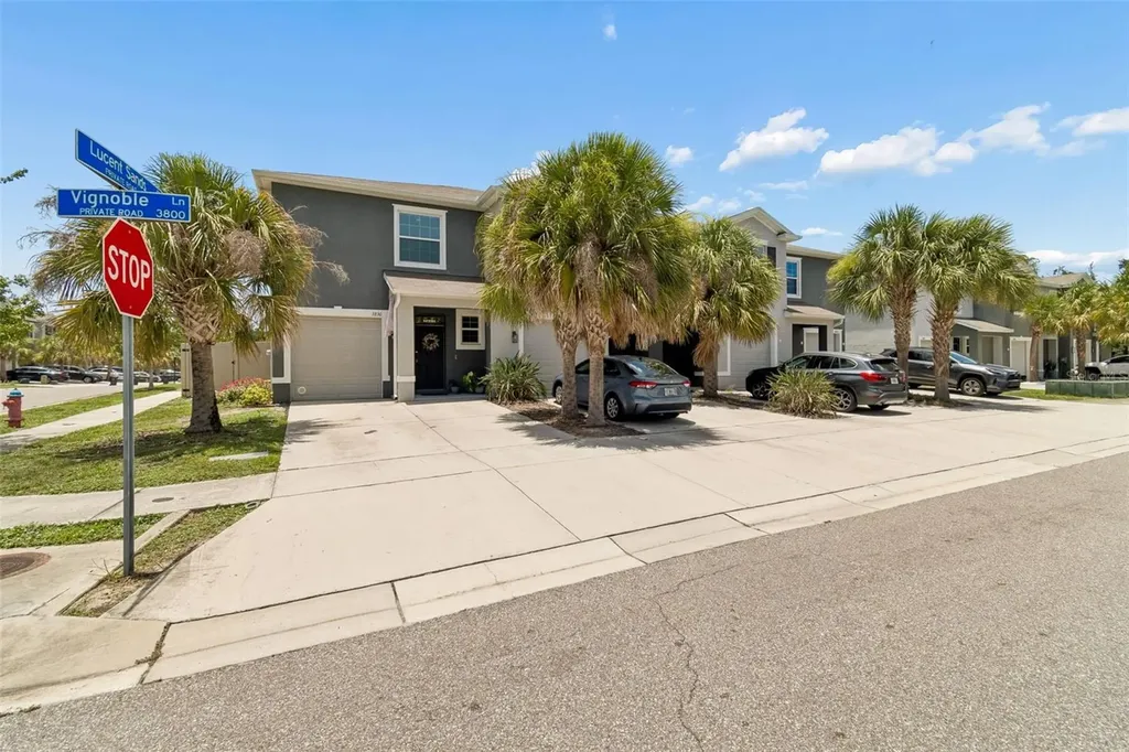 3830 Vignoble Lane Brandon FL 33511
