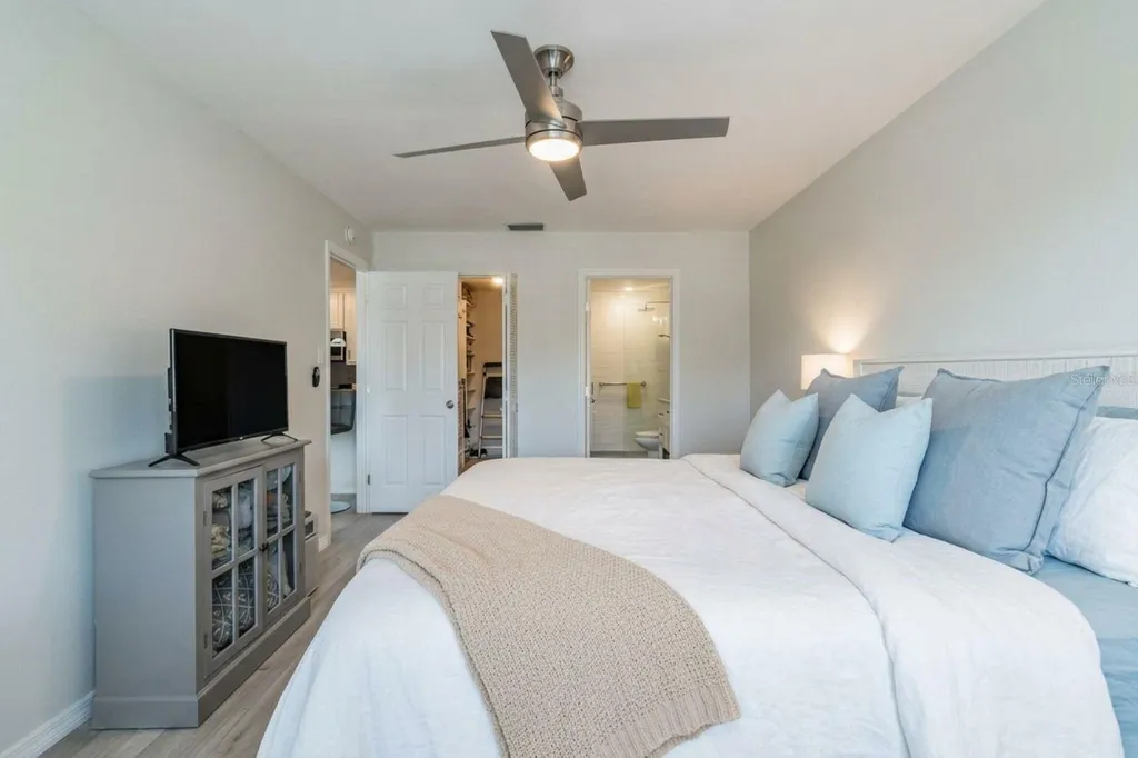 2724 72nd Street W Bradenton FL 34209