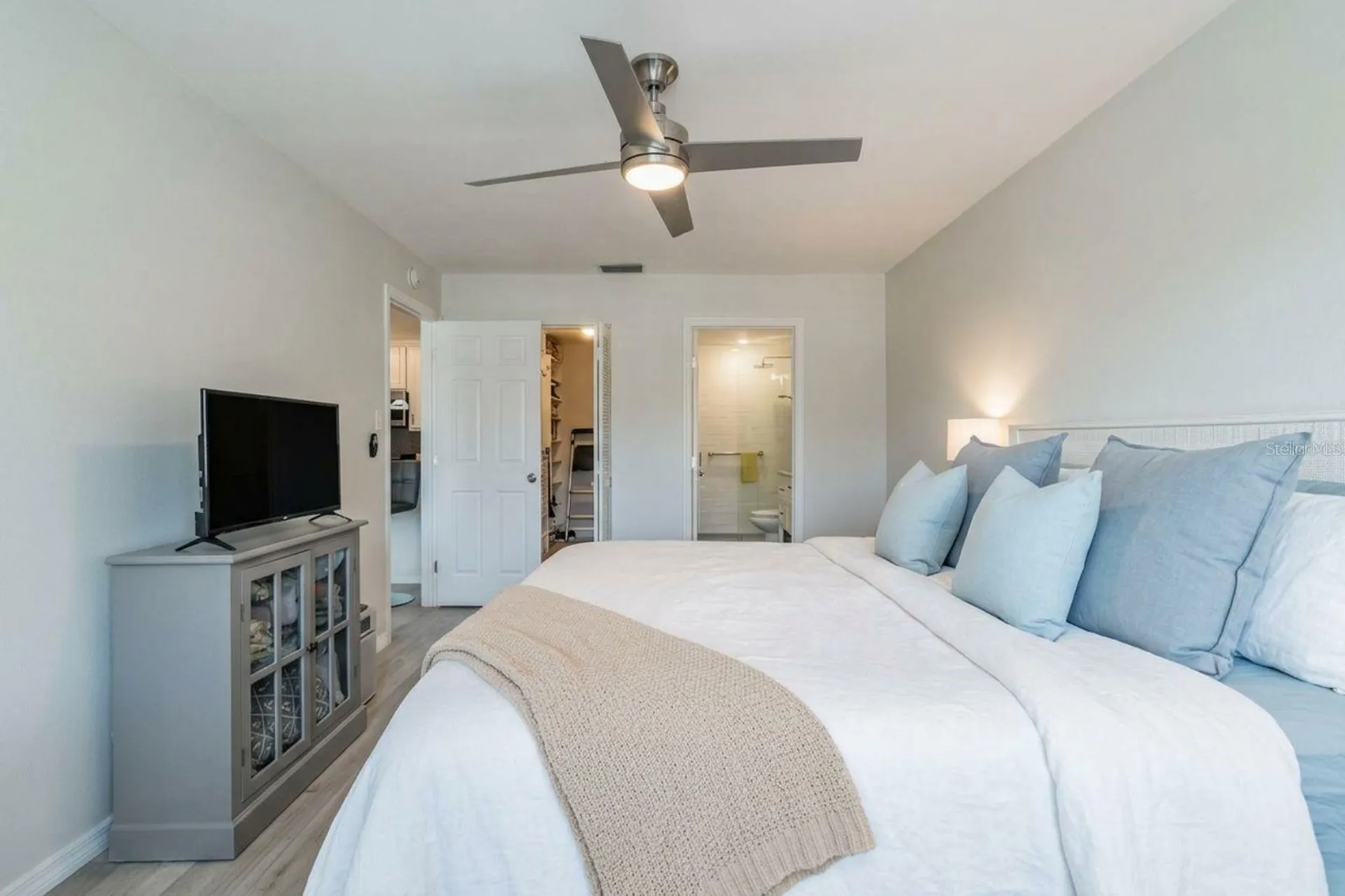 2724 72nd Street W Bradenton FL 34209