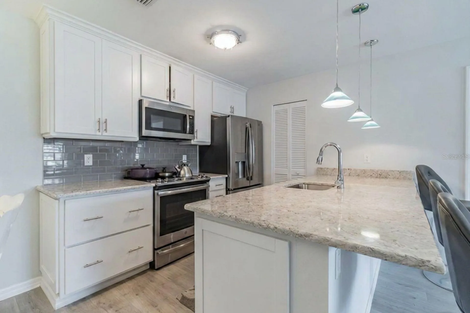 2724 72nd Street W Bradenton FL 34209