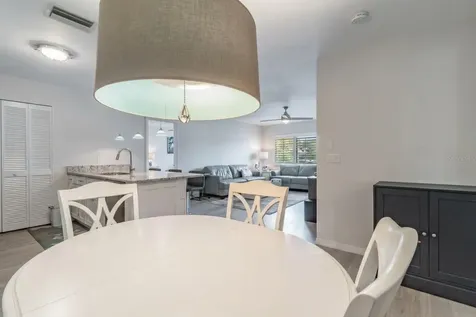 2724 72nd Street W Bradenton FL 34209