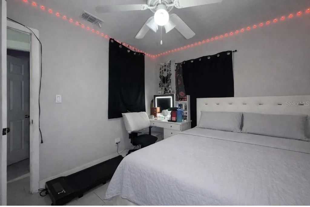2615 N Beaumont Avenue Kissimmee FL 34741