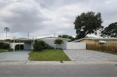 2615 N Beaumont Avenue Kissimmee FL 34741