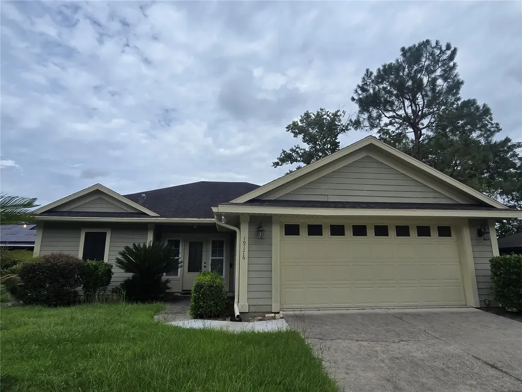 19176 NW 228th Street High Springs FL 32643