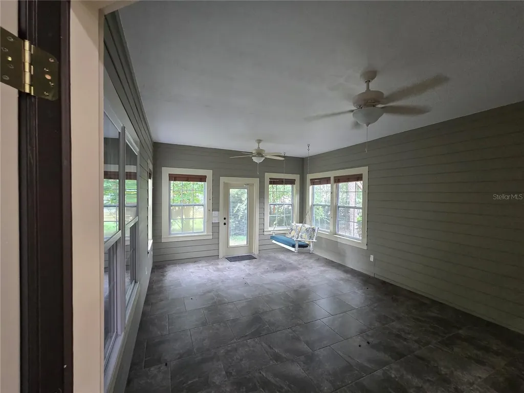 19176 NW 228th Street High Springs FL 32643
