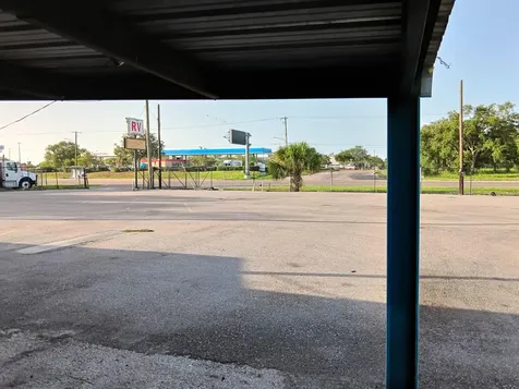 9006 Gibsonton Drive Gibsonton FL 33534