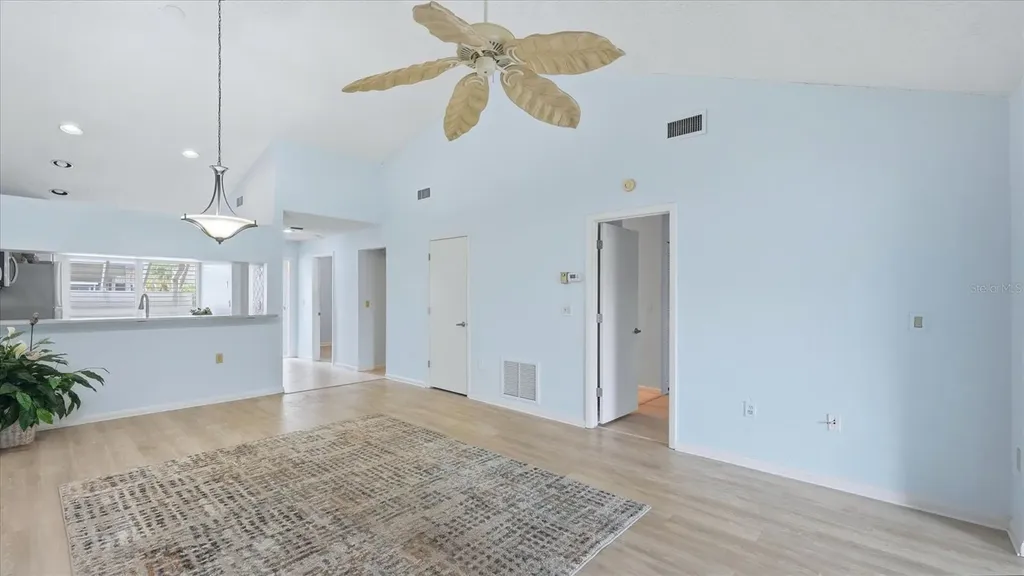 5350 Myrtle Sarasota FL 34235