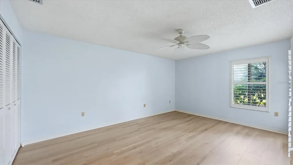 5350 Myrtle Sarasota FL 34235