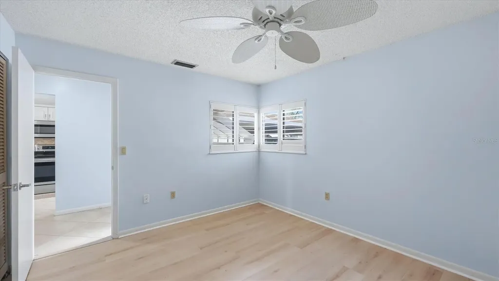 5350 Myrtle Sarasota FL 34235