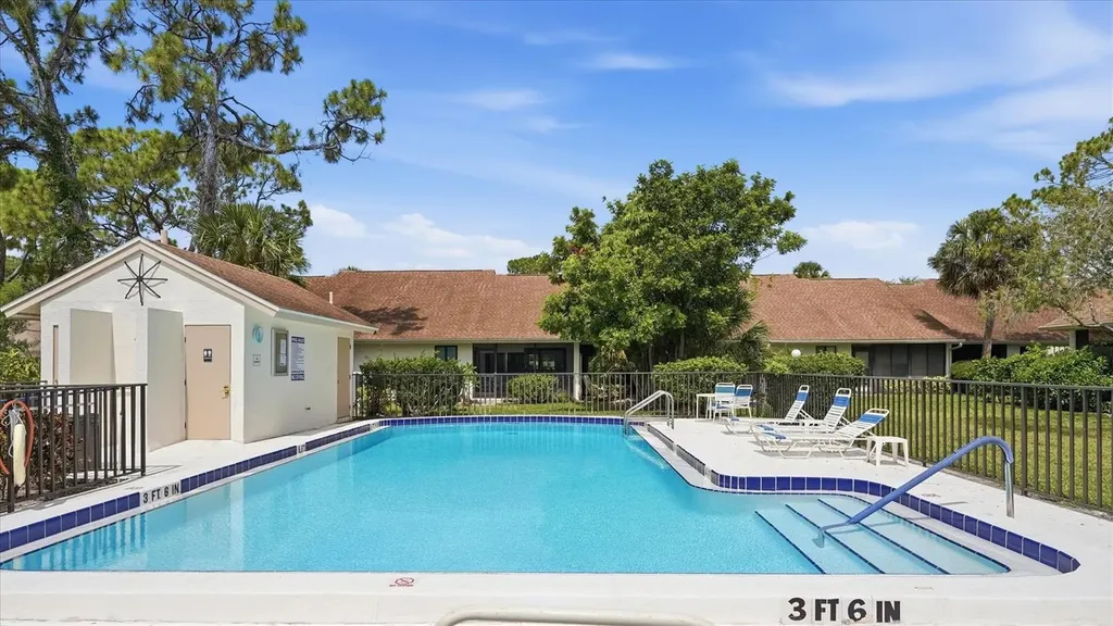 5350 Myrtle Sarasota FL 34235