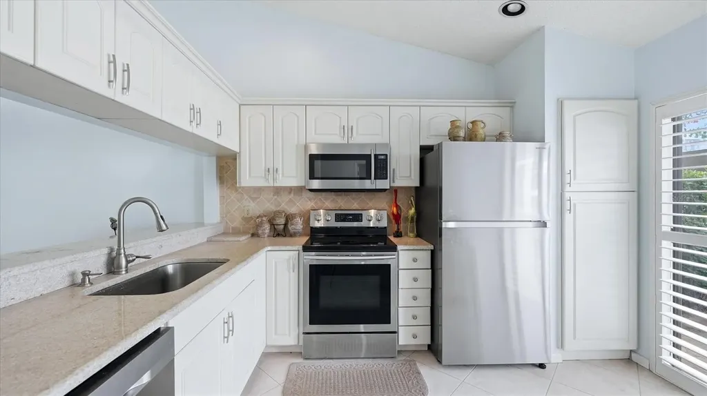 5350 Myrtle Sarasota FL 34235