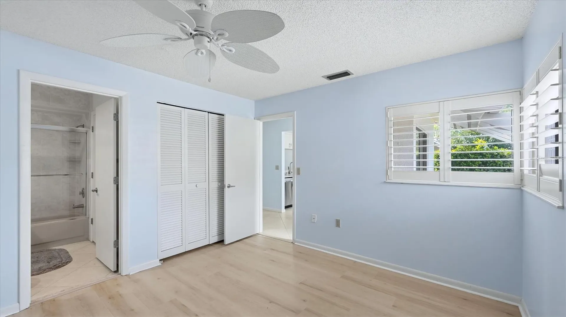 5350 Myrtle Sarasota FL 34235
