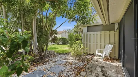 5350 Myrtle Sarasota FL 34235
