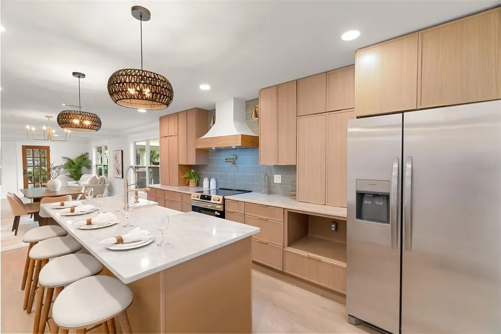 6005 N Orange Blossom Avenue Tampa FL 33604