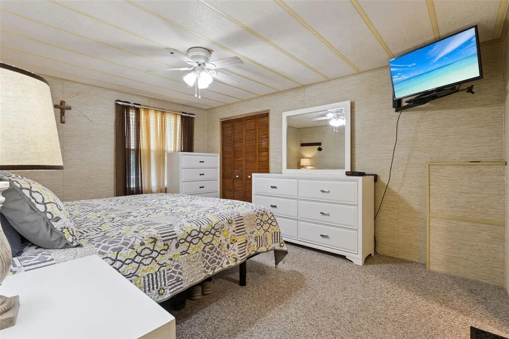 104 Oleander Cove Leesburg FL 34748