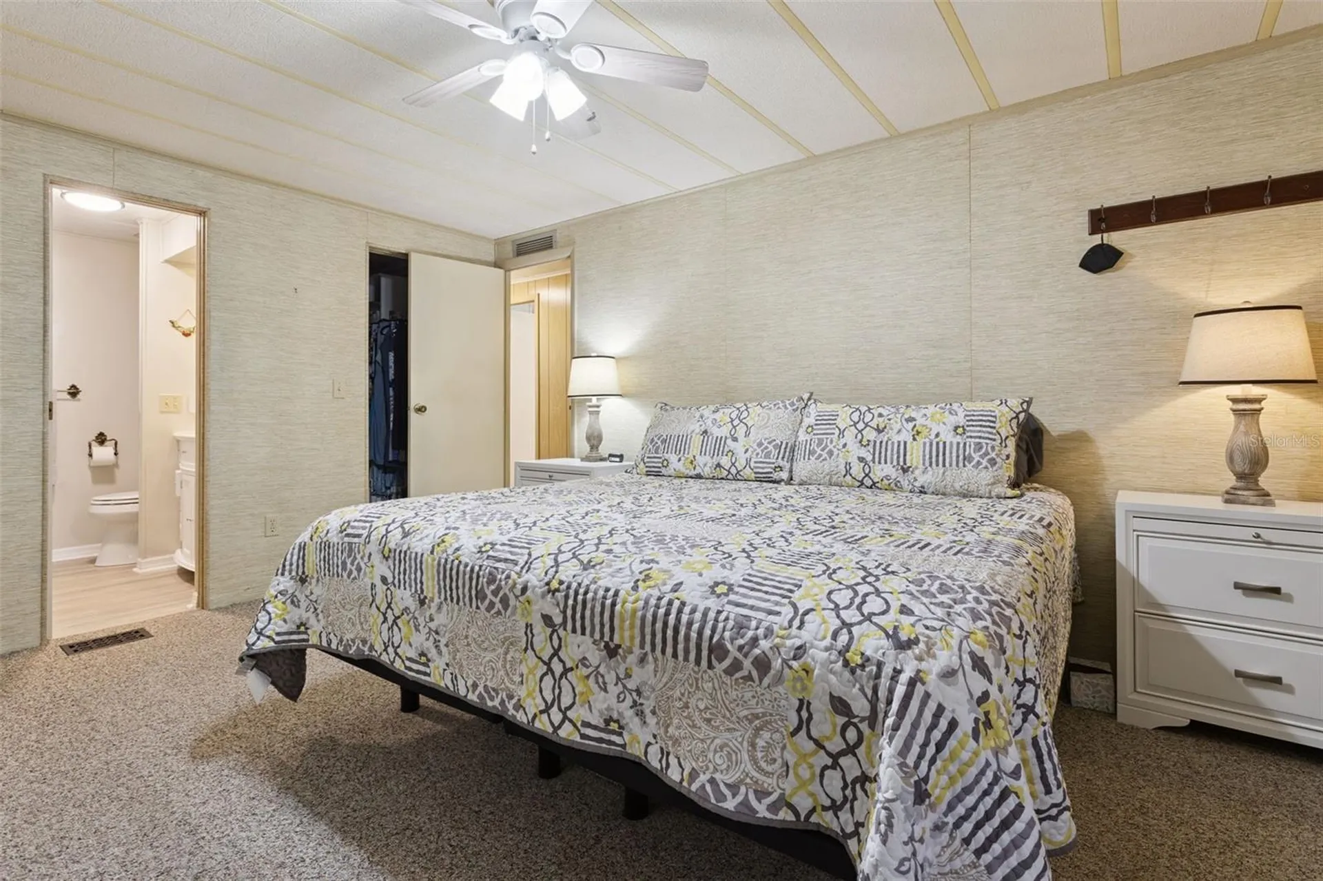 104 Oleander Cove Leesburg FL 34748
