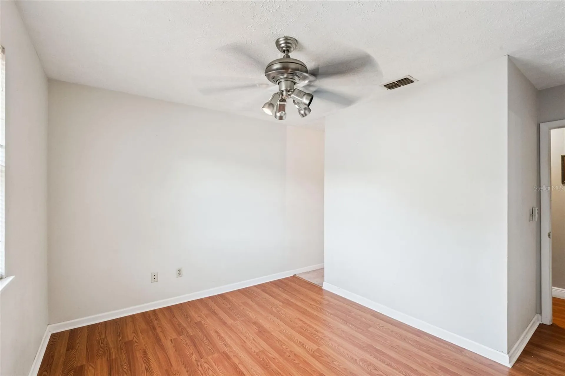 1869 Kings Point Boulevard Kissimmee FL 34744