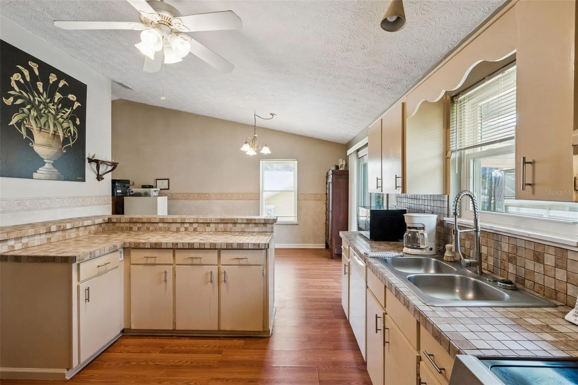 1869 Kings Point Boulevard Kissimmee FL 34744