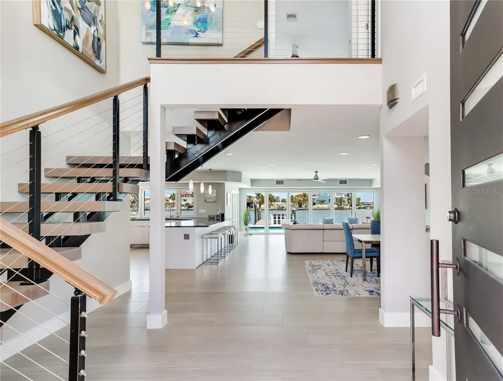 16117 4th Street E Redington Beach FL 33708