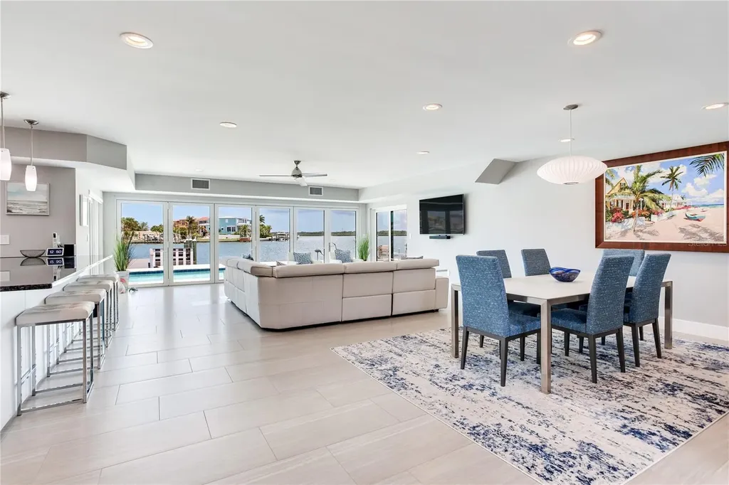 16117 4th Street E Redington Beach FL 33708
