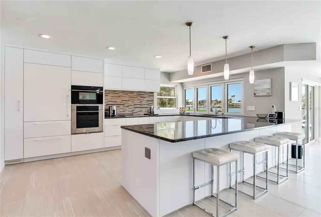 16117 4th Street E Redington Beach FL 33708