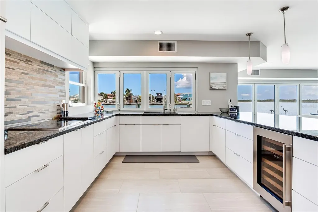 16117 4th Street E Redington Beach FL 33708
