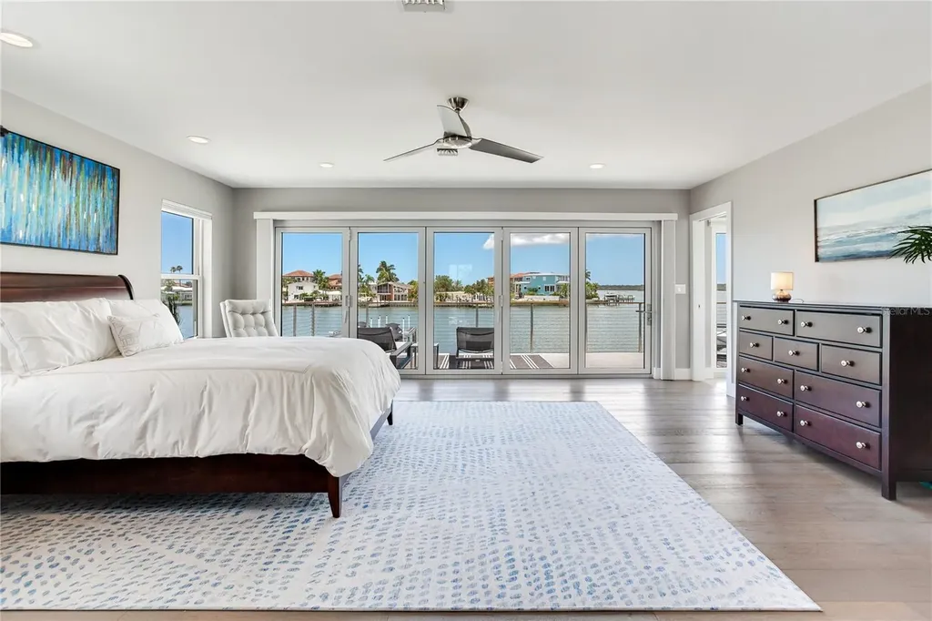 16117 4th Street E Redington Beach FL 33708