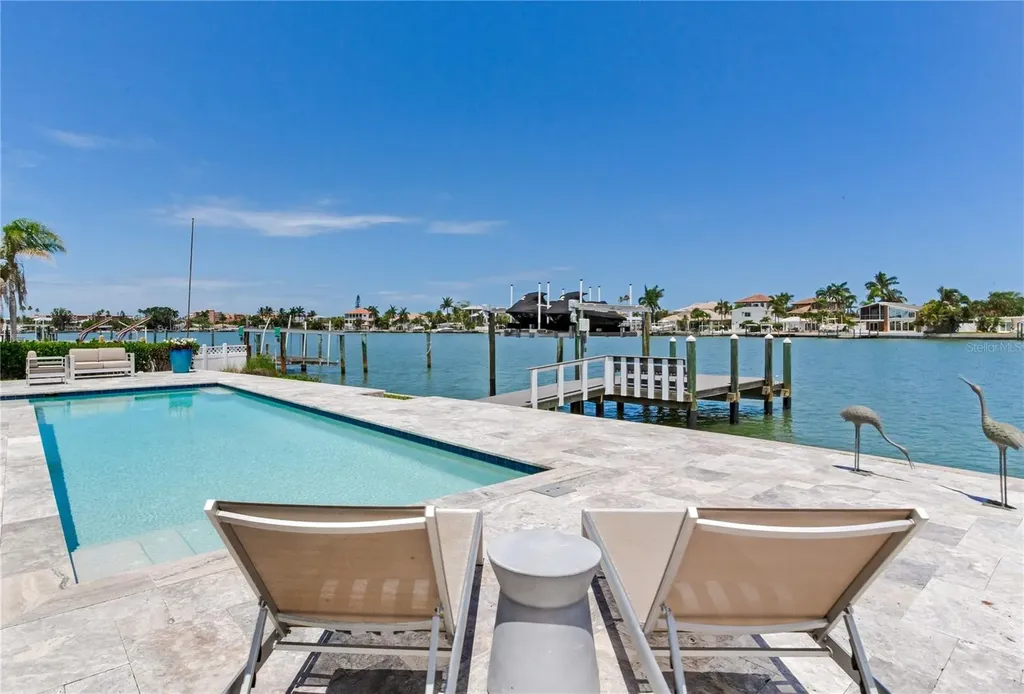 16117 4th Street E Redington Beach FL 33708