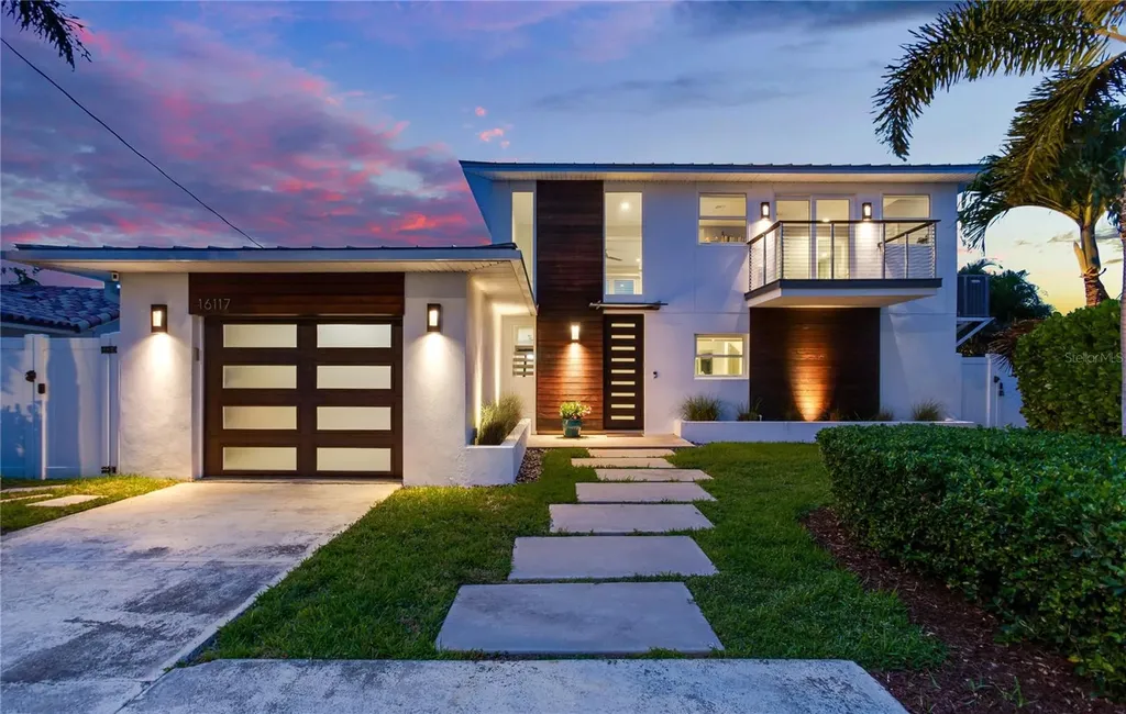16117 4th Street E Redington Beach FL 33708