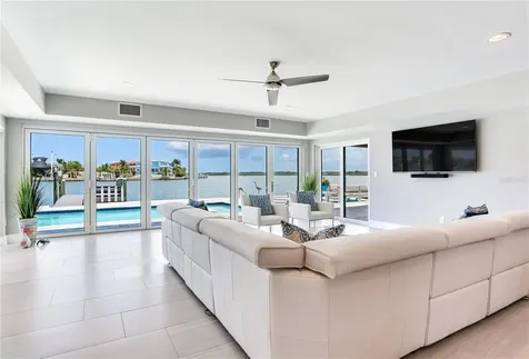 16117 4th Street E Redington Beach FL 33708