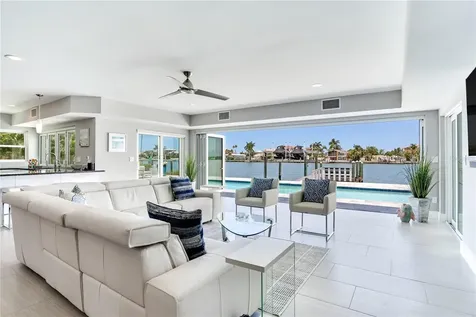 16117 4th Street E Redington Beach FL 33708