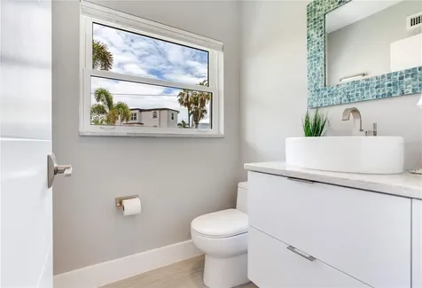 16117 4th Street E Redington Beach FL 33708