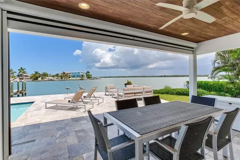 16117 4th Street E Redington Beach FL 33708