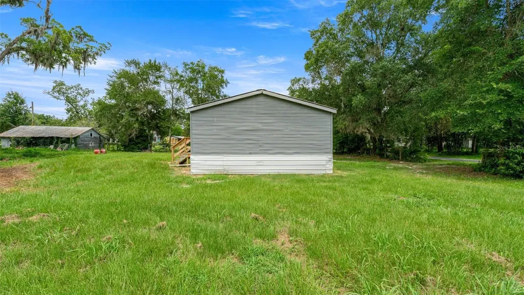 5363 Orange Street Hampton FL 32044
