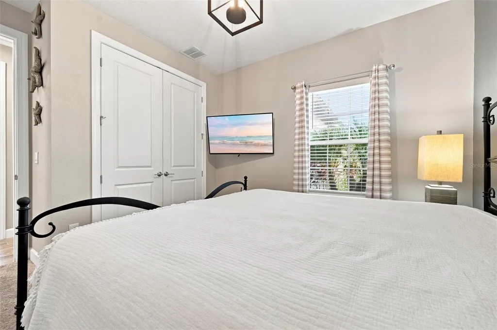 11115 Devonbridge Drive Palmetto FL 34221