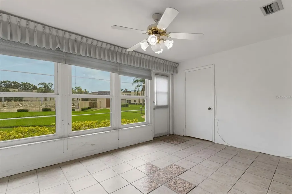 114 Fernwood Circle Seminole FL 33777