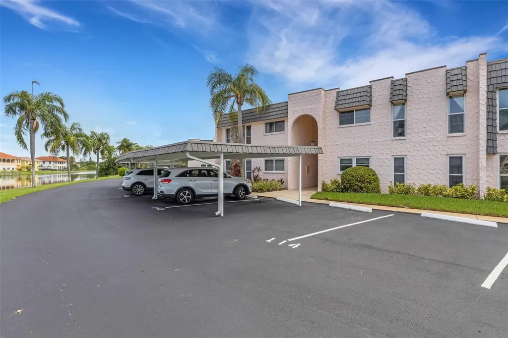 114 Fernwood Circle Seminole FL 33777