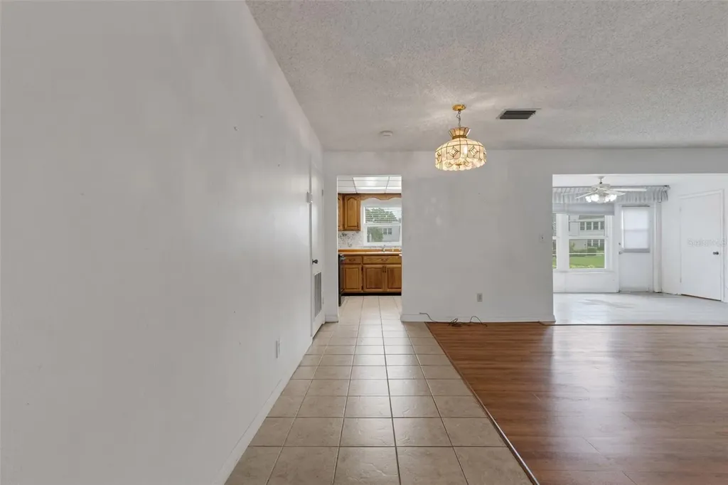 114 Fernwood Circle Seminole FL 33777