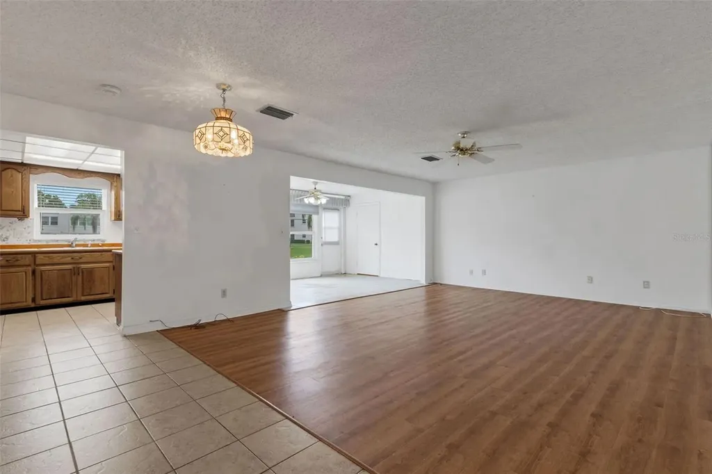 114 Fernwood Circle Seminole FL 33777