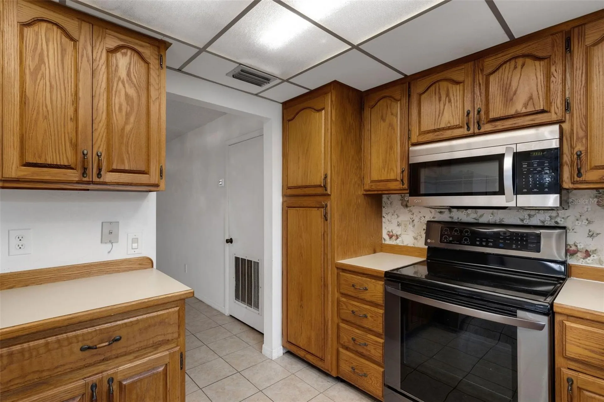 114 Fernwood Circle Seminole FL 33777