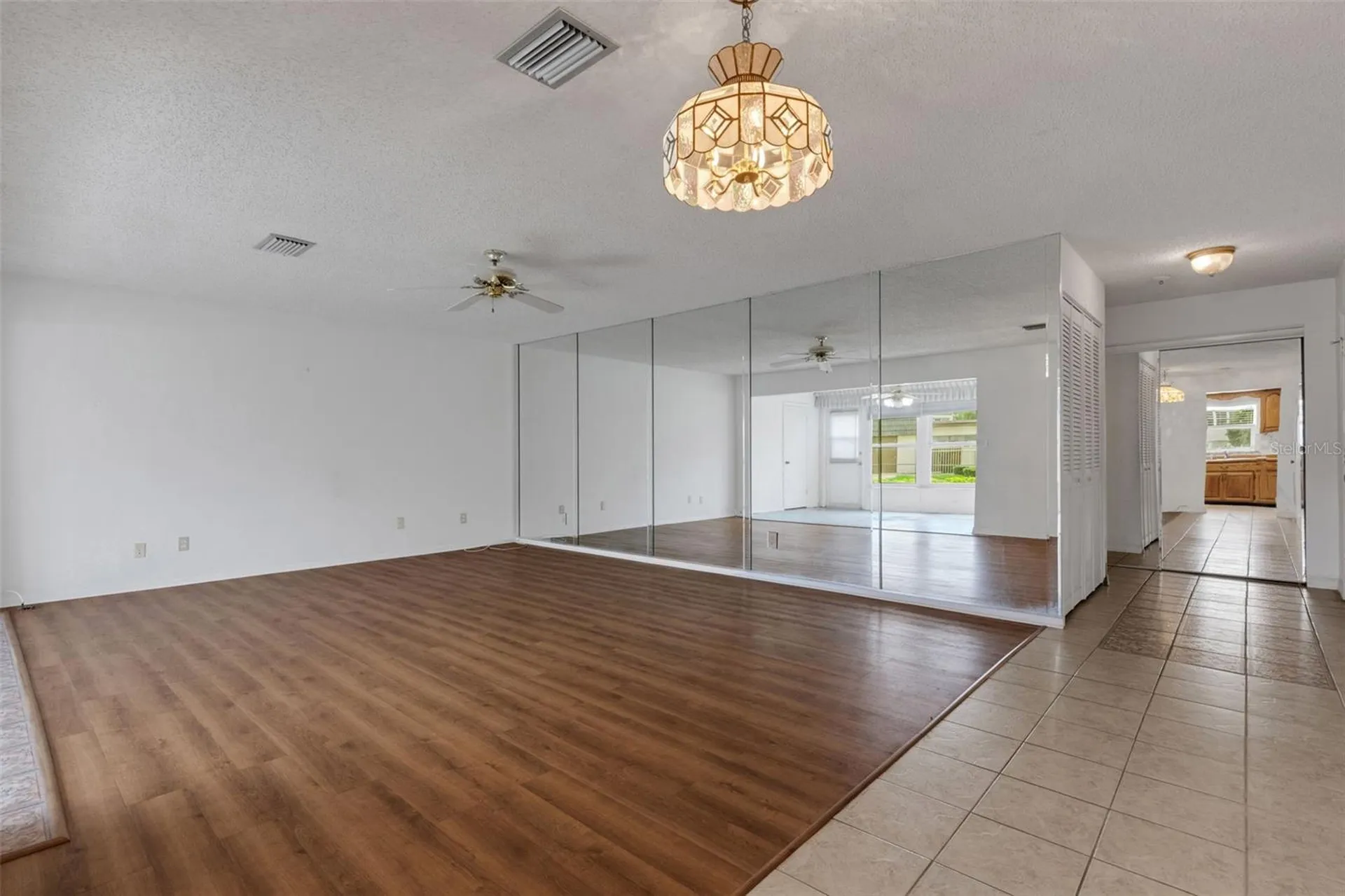 114 Fernwood Circle Seminole FL 33777