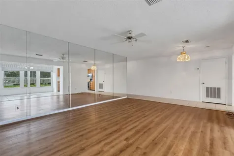 114 Fernwood Circle Seminole FL 33777