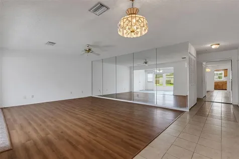 114 Fernwood Circle Seminole FL 33777