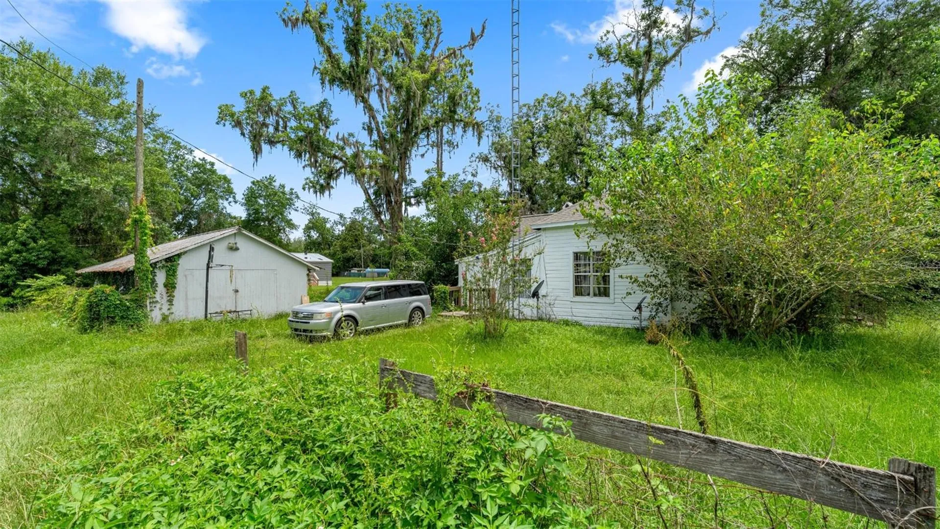 5698 Navarre Avenue Hampton FL 32044