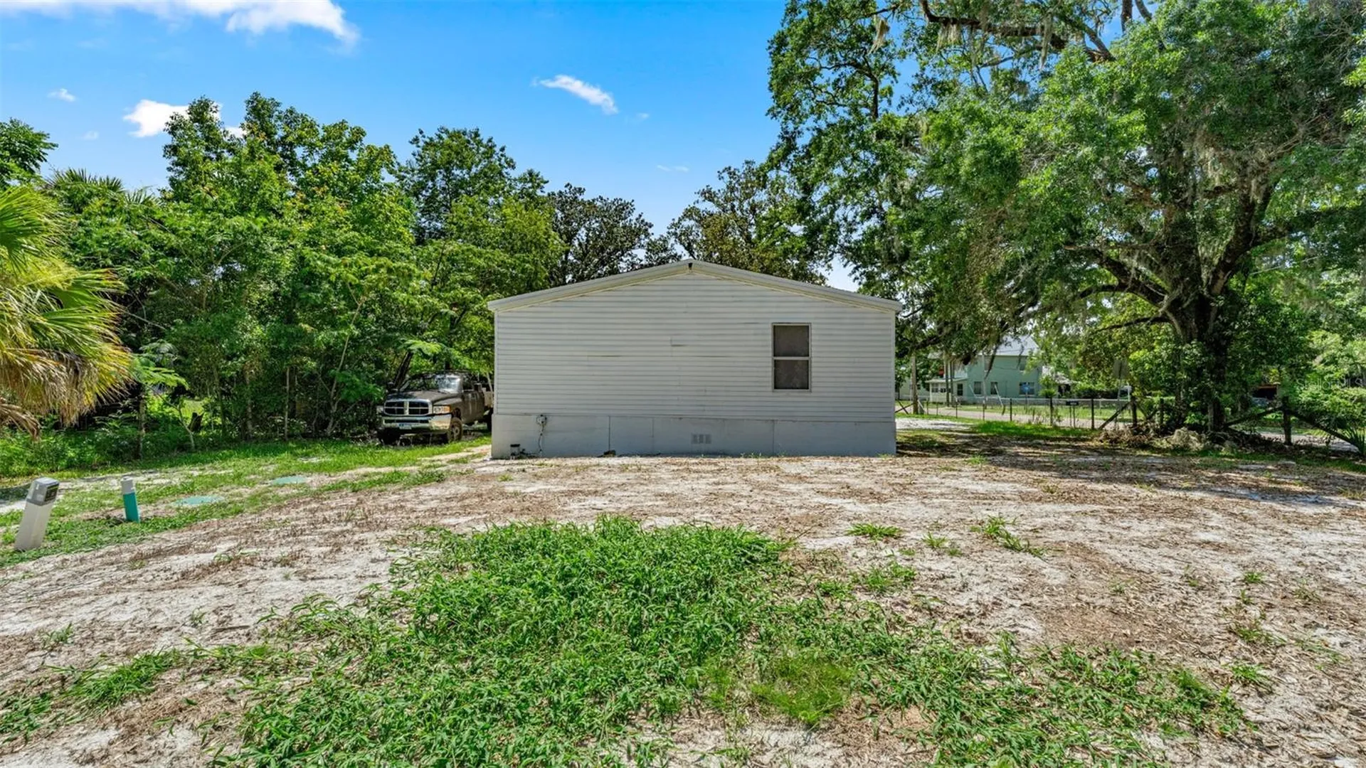 10530 Prospect Avenue Hampton FL 32044