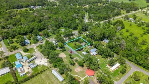 10085 Plum Street Hampton FL 32044
