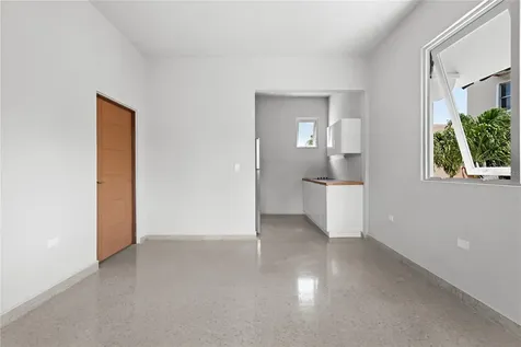 107 Taft San Juan PR 00911