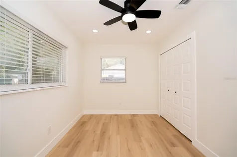 6218 N 43rd Street Tampa FL 33610